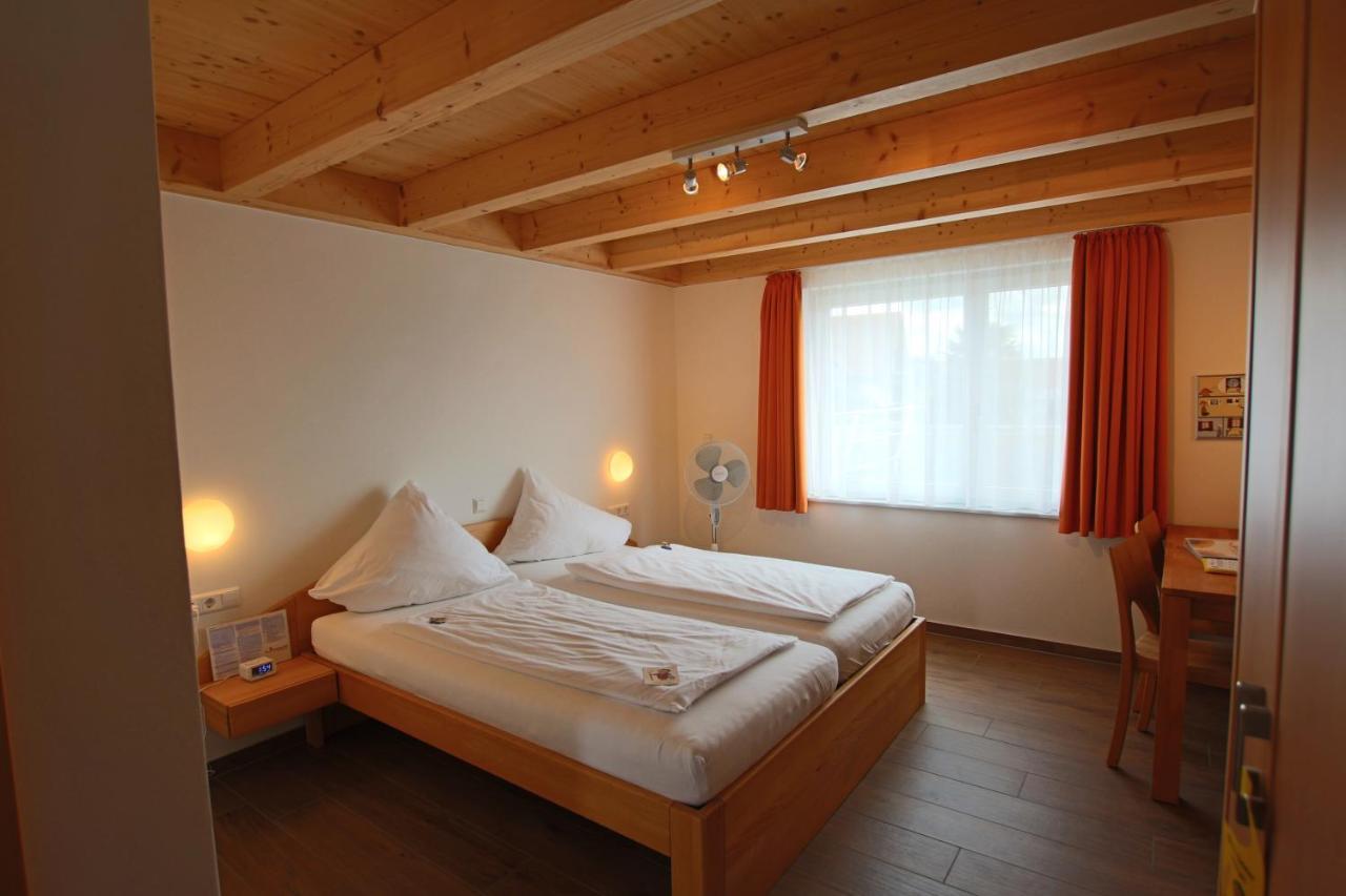 Hotel Sunnegaessle Rust Eksteriør billede